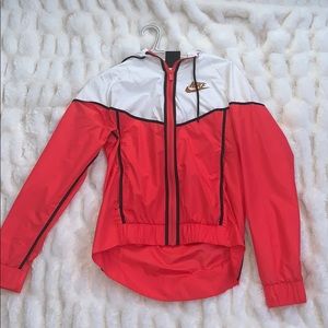Nike windbreaker